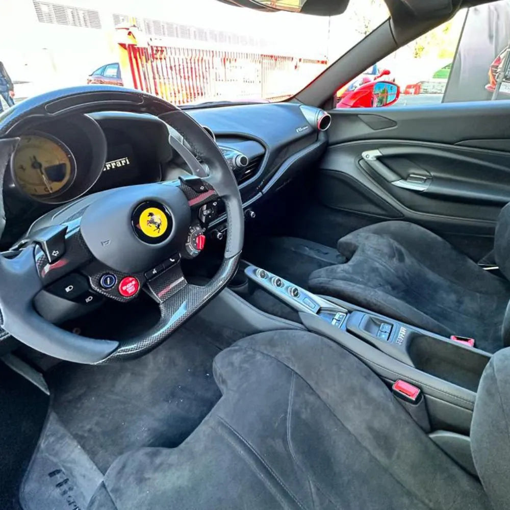 Esperienza di guida Ferrari F8 Spider