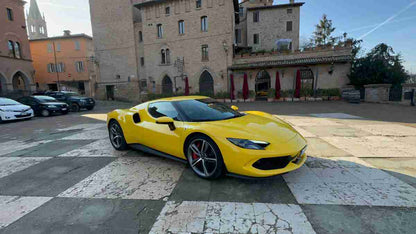 Esperienza di guida Ferrari 296